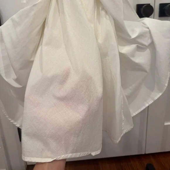 Diane Von Furstenberg White Faux Wrap Dress w/ Tie Waist, Size 6 - Picture 6 of 8